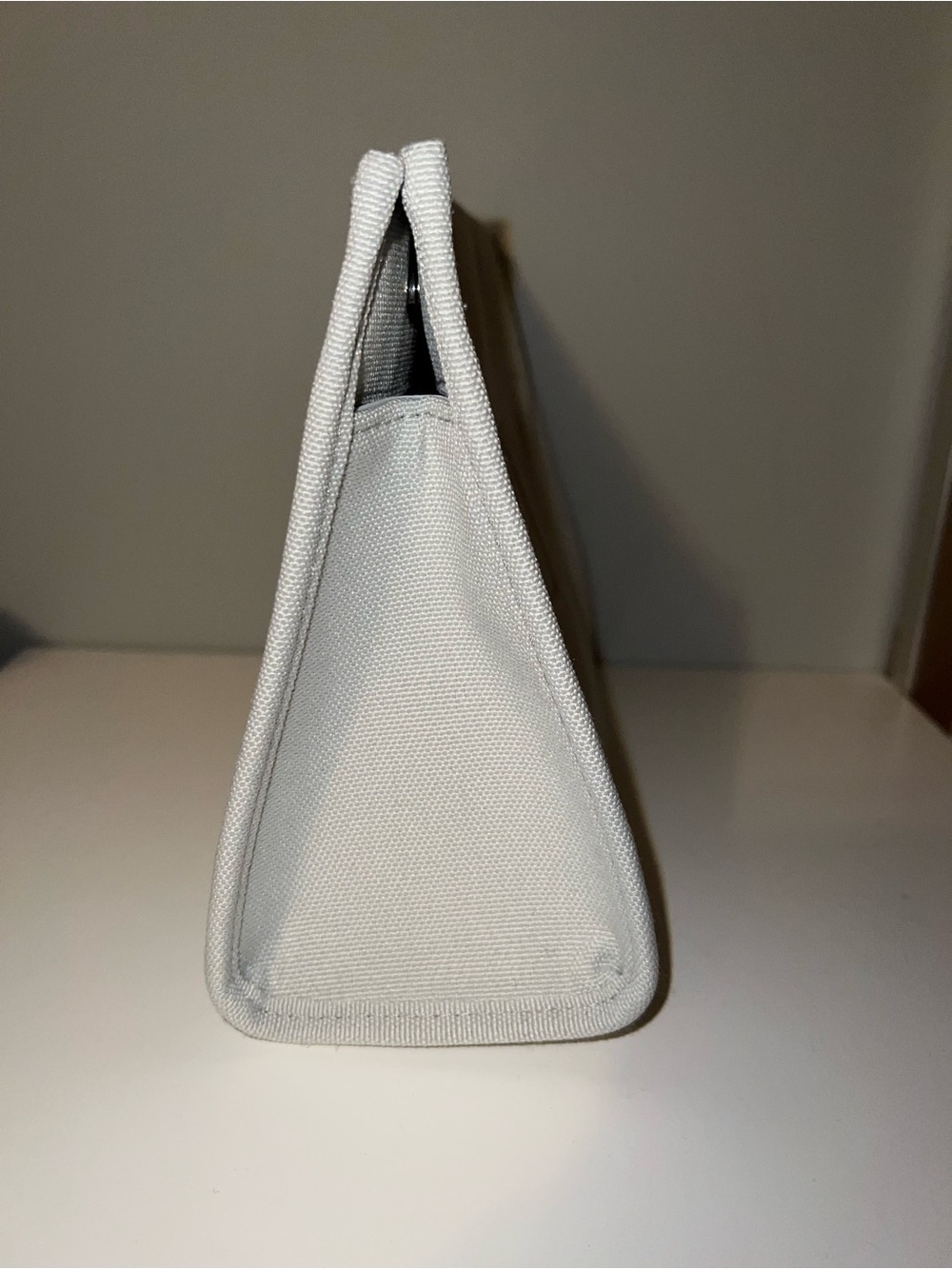 Dior Makeup Bag - Picture 2 of 9